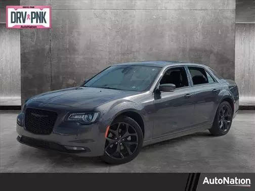 2023 Chrysler 300 300S RWD photo