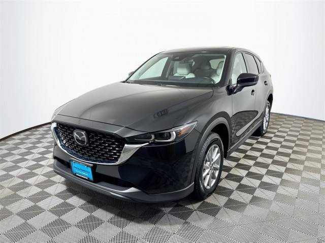2023 Mazda CX-5 2.5 S Preferred Package AWD photo