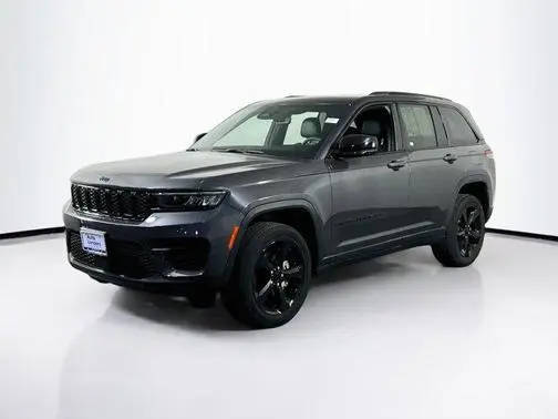 2023 Jeep Grand Cherokee Altitude 4WD photo