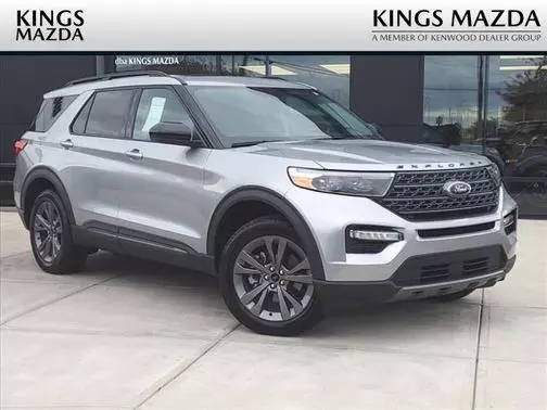 2023 Ford Explorer XLT 4WD photo