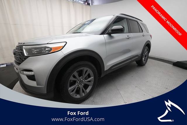2023 Ford Explorer XLT 4WD photo
