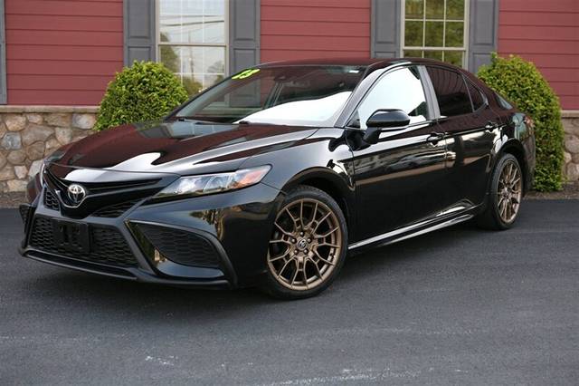 2023 Toyota Camry SE Nightshade FWD photo