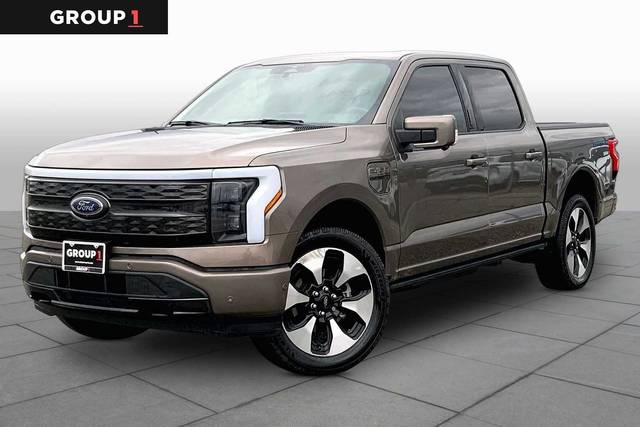 2023 Ford F-150 Lightning Platinum AWD photo