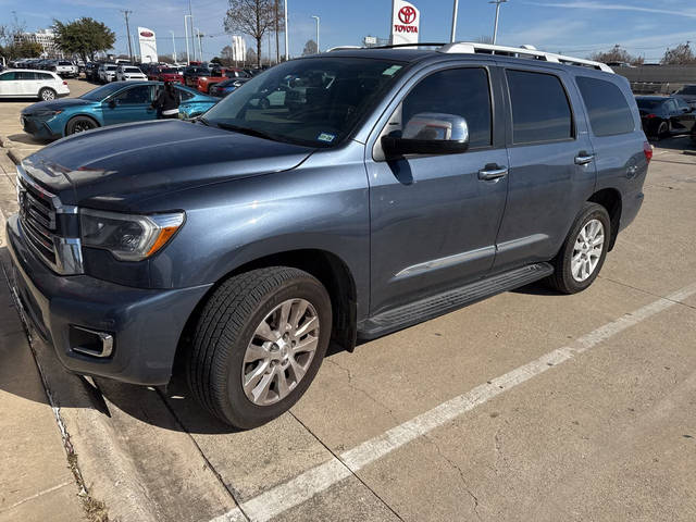 2022 Toyota Sequoia Platinum 4WD photo