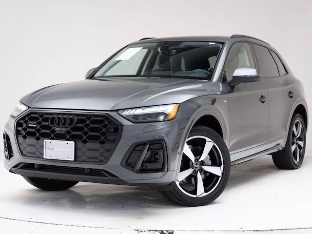 2023 Audi Q5 S line Prestige AWD photo