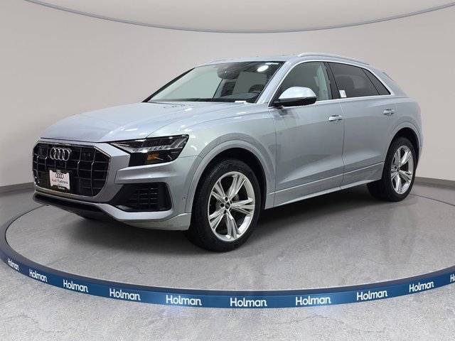 2023 Audi Q8 Premium AWD photo
