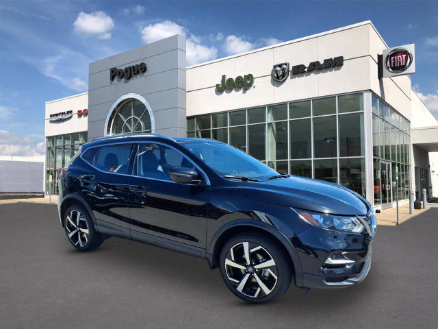 2022 Nissan Rogue Sport SL AWD photo