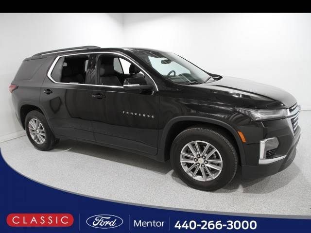 2023 Chevrolet Traverse LT Leather AWD photo