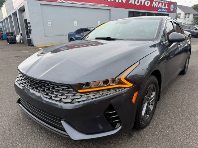 2023 Kia K5 LXS FWD photo