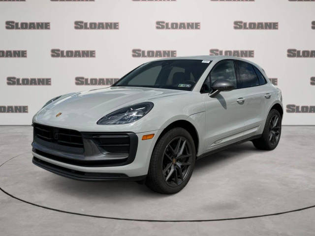 2023 Porsche Macan T AWD photo