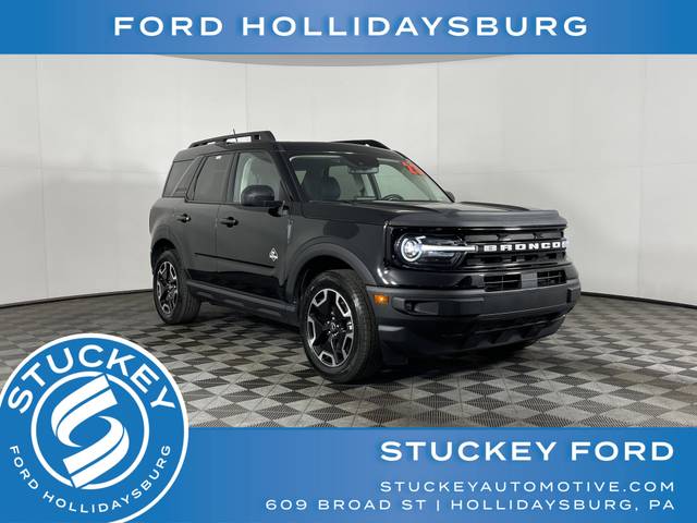 2023 Ford Bronco Sport Outer Banks 4WD photo