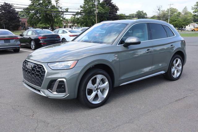 2023 Audi Q5 S line Premium Plus AWD photo