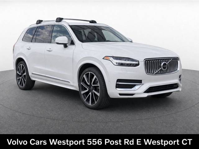 2023 Volvo XC90 Plus AWD photo