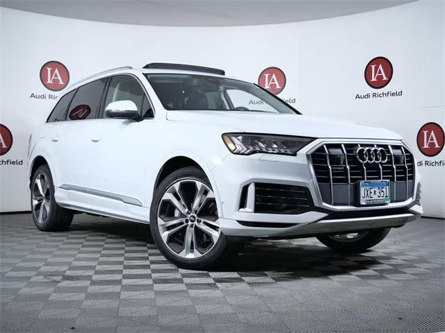 2023 Audi Q7 Premium Plus AWD photo