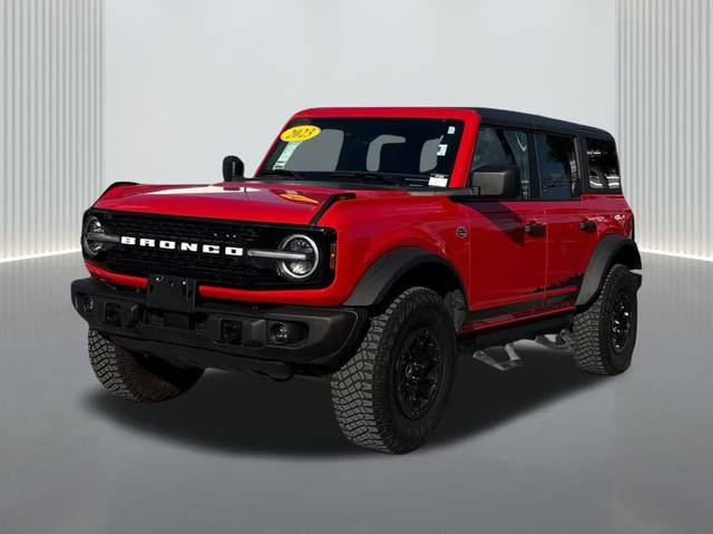 2023 Ford Bronco 4 Door Wildtrak 4WD photo