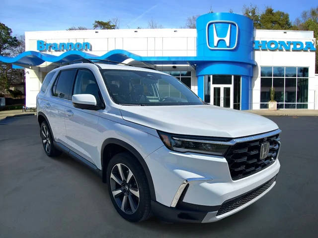 2023 Honda Pilot Elite AWD photo