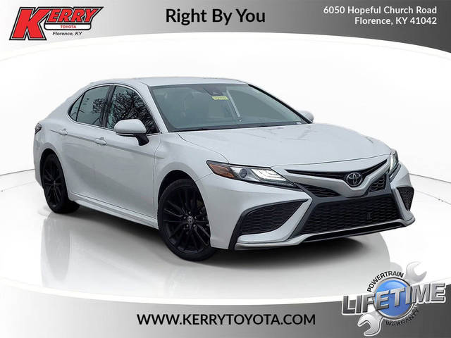 2023 Toyota Camry XSE FWD photo