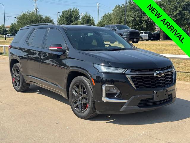 2023 Chevrolet Traverse Premier FWD photo