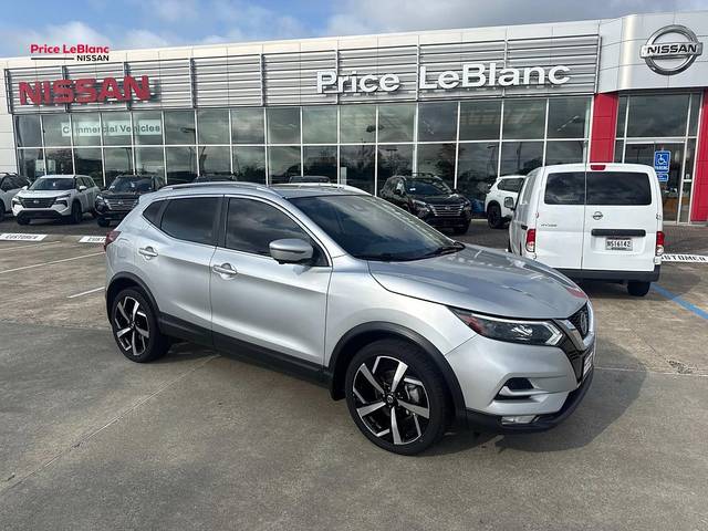 2022 Nissan Rogue Sport SL AWD photo