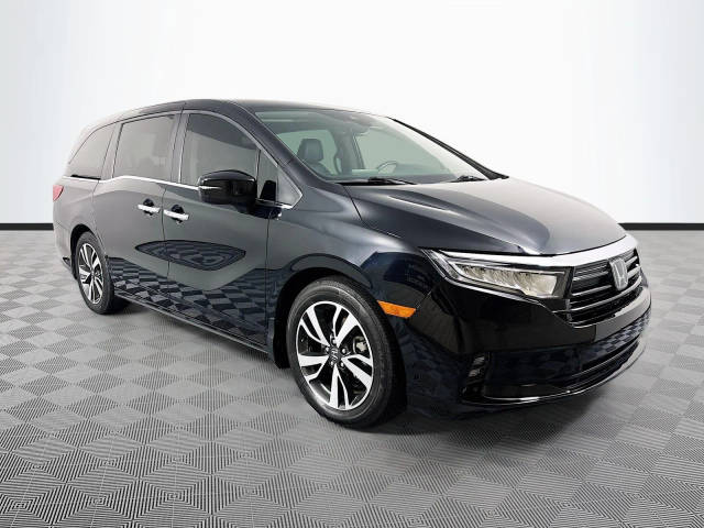 2023 Honda Odyssey Touring FWD photo