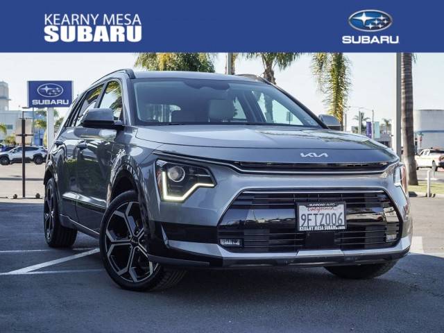 2023 Kia Niro EX Touring FWD photo