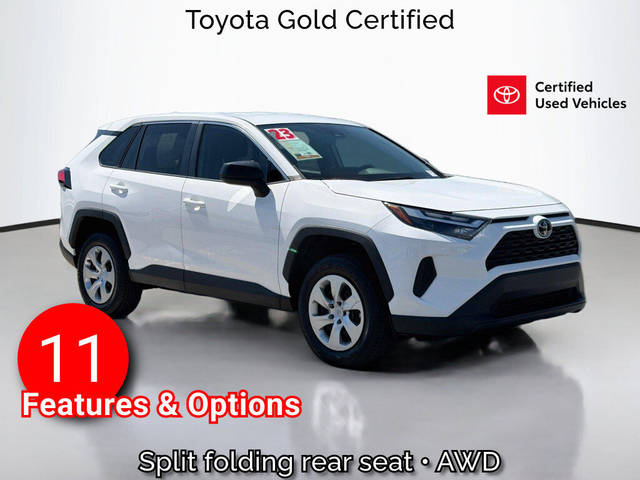2023 Toyota RAV4 LE AWD photo