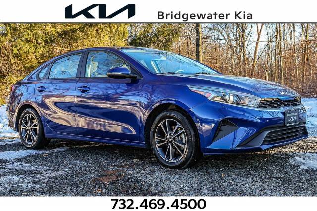 2023 Kia Forte LXS FWD photo
