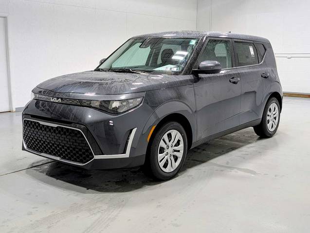2023 Kia Soul LX FWD photo