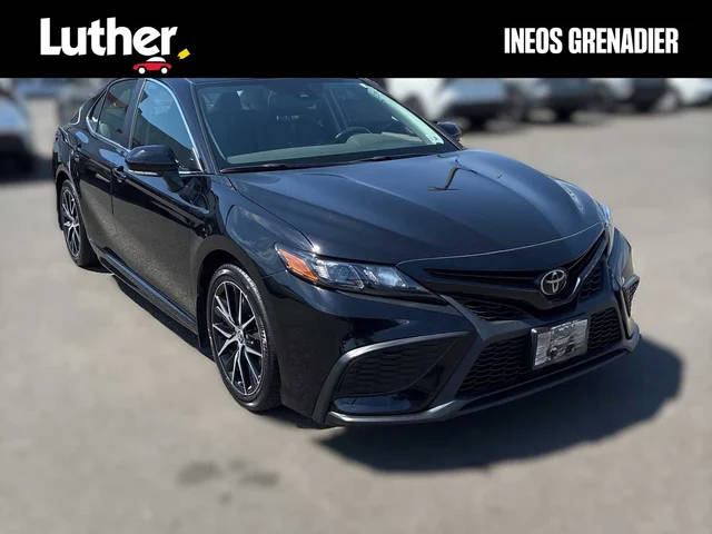 2023 Toyota Camry SE AWD photo