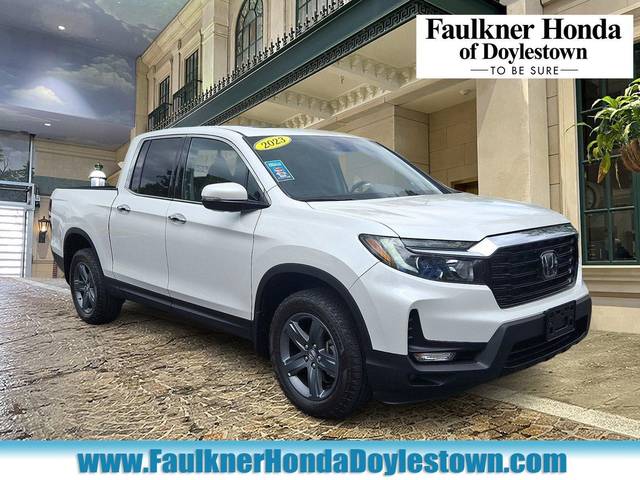 2023 Honda Ridgeline RTL-E AWD photo