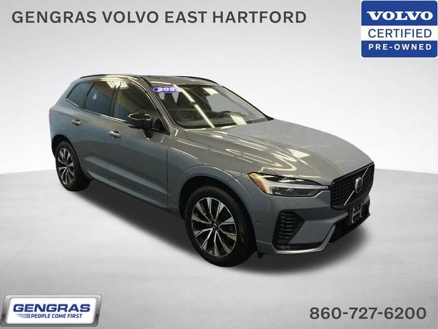 2023 Volvo XC60 Plus Dark Theme AWD photo