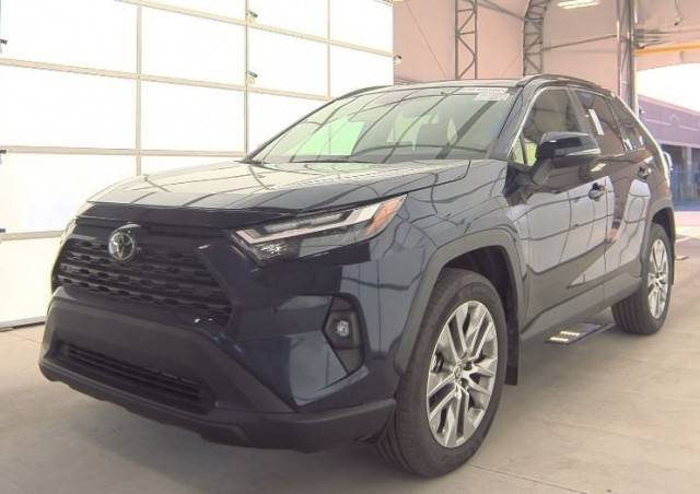 2023 Toyota RAV4 XLE Premium AWD photo