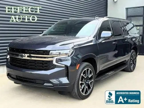 2023 Chevrolet Suburban RST 4WD photo