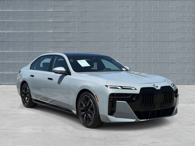 2023 BMW 7 Series 740i RWD photo