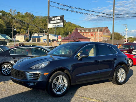 2015 Porsche Macan S AWD photo