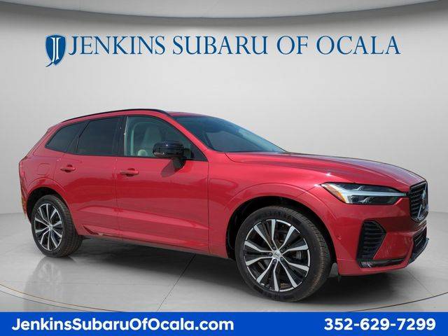 2023 Volvo XC60 Plus Dark Theme FWD photo