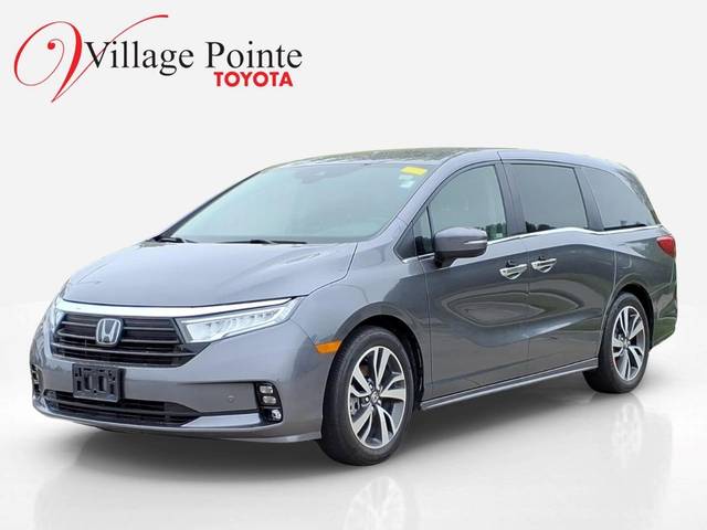 2023 Honda Odyssey Touring FWD photo