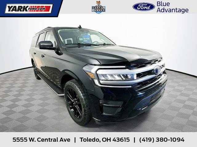 2023 Ford Expedition Max XLT 4WD photo