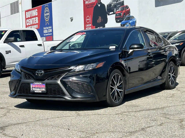 2023 Toyota Camry SE FWD photo