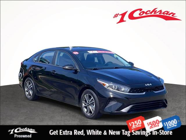 2023 Kia Forte LXS FWD photo
