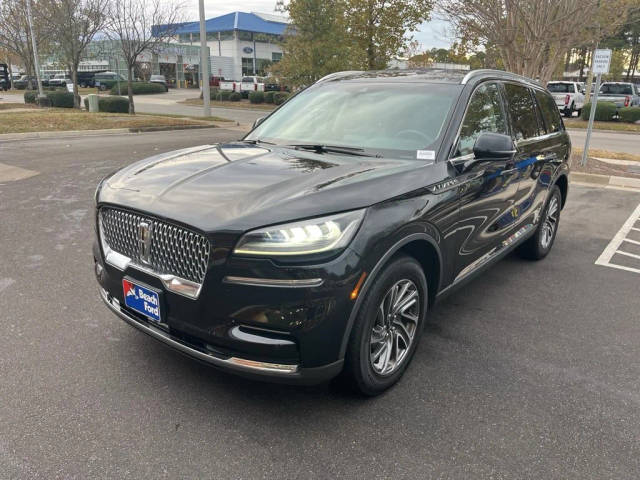 2023 Lincoln Aviator Standard AWD photo