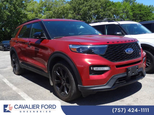 2023 Ford Explorer ST 4WD photo