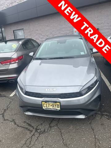 2023 Kia Forte LXS FWD photo