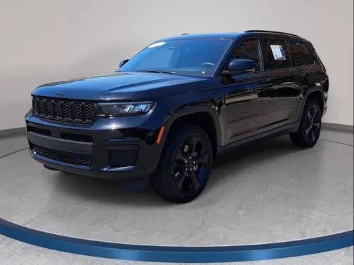 2023 Jeep Grand Cherokee L Altitude 4WD photo