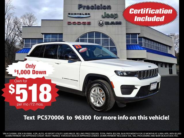 2023 Jeep Grand Cherokee Laredo 4WD photo