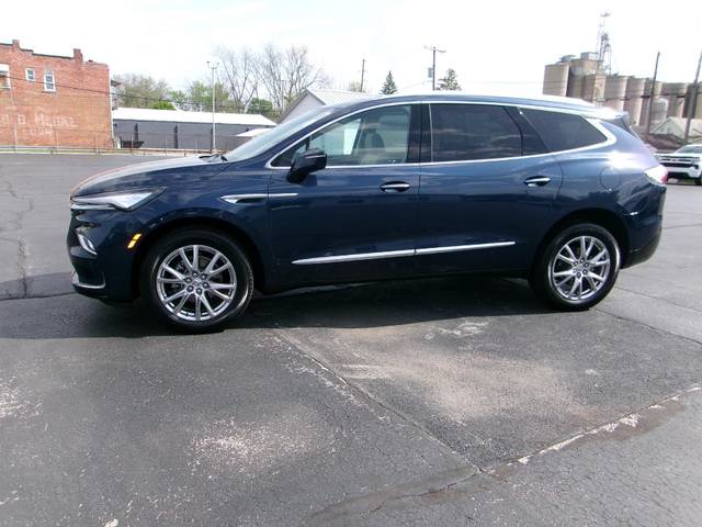 2023 Buick Enclave Essence FWD photo