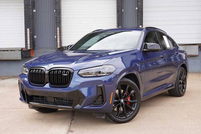 2023 BMW X4 M40i AWD photo