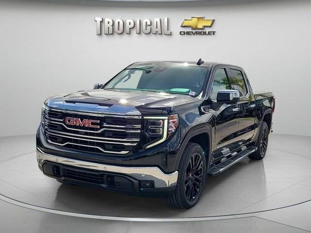 2023 GMC Sierra 1500 SLT 4WD photo