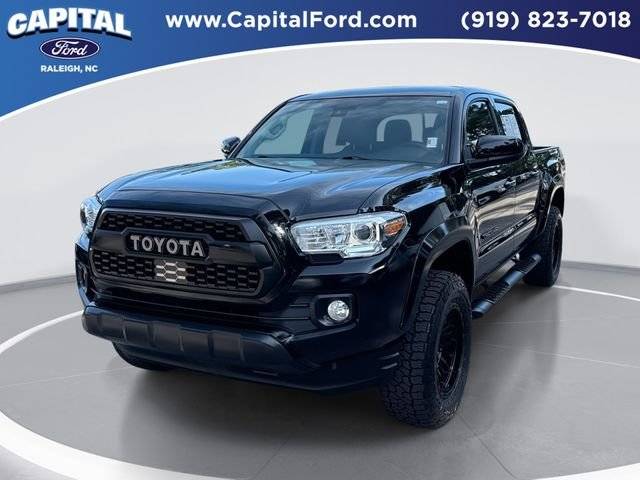 2023 Toyota Tacoma SR5 4WD photo