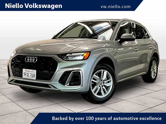 2023 Audi Q5 S line Premium AWD photo